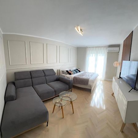 Apartment Julija Ζαντάρ Εξωτερικό φωτογραφία